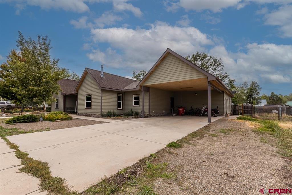 645 W Grand Avenue
