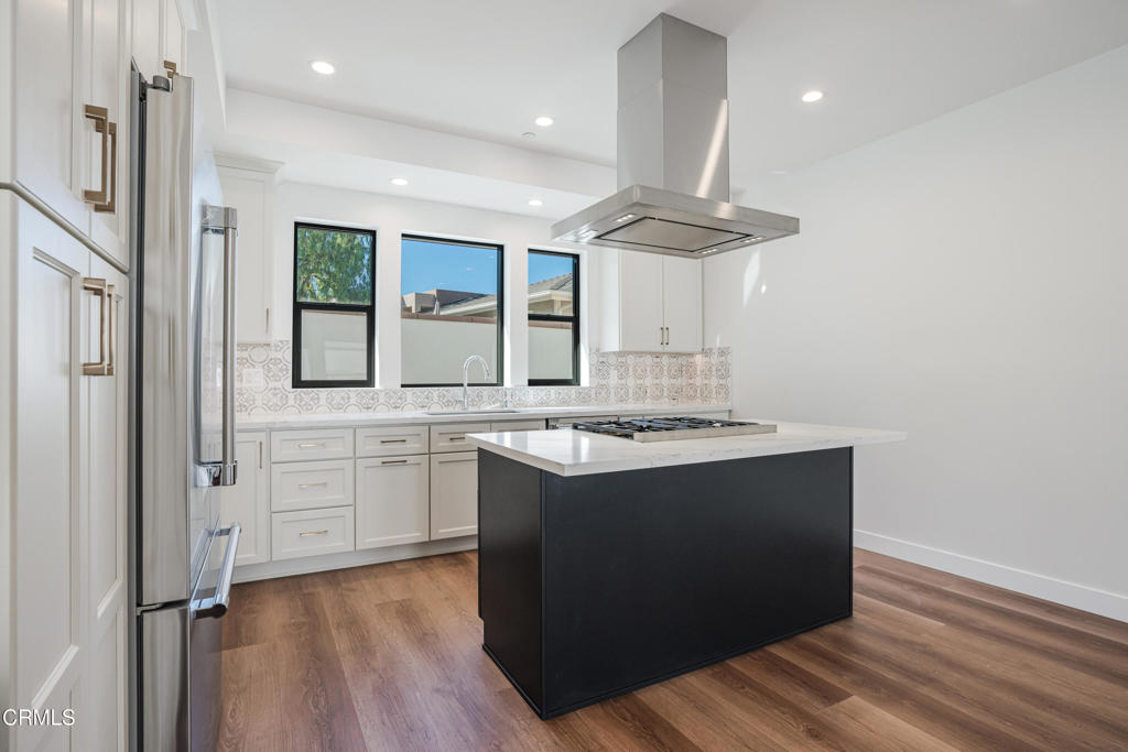 136 N Oakview Drive 104