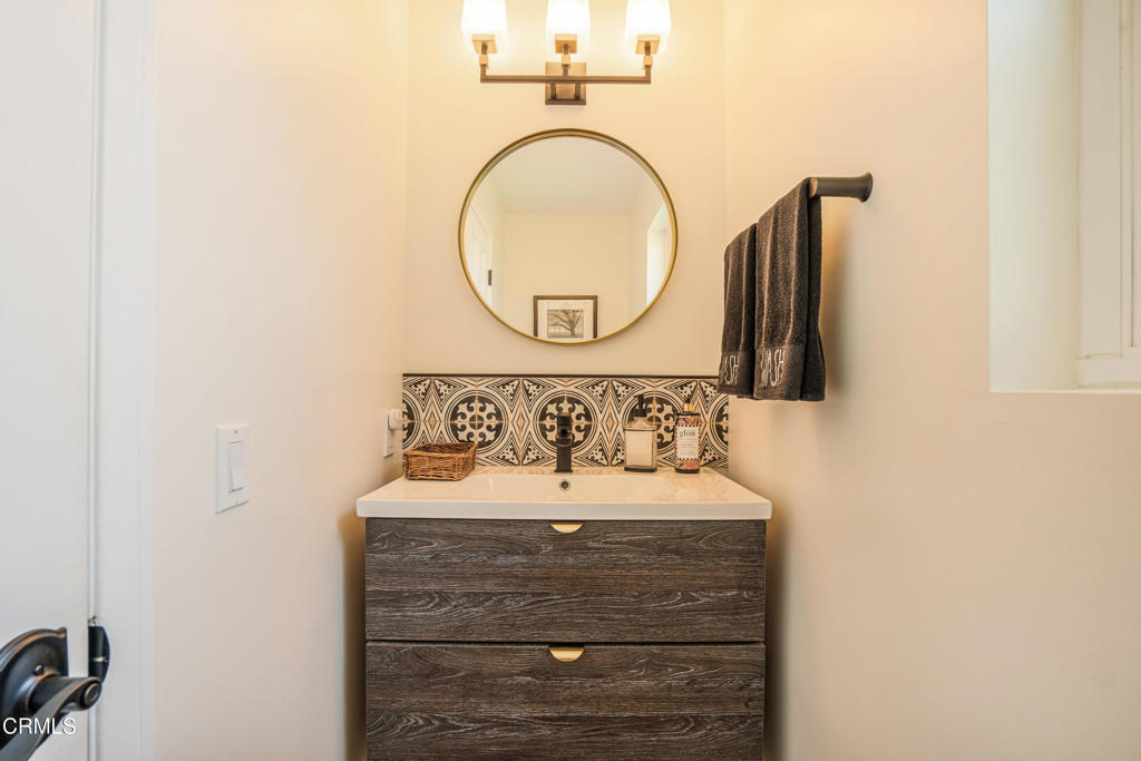 6065 Cielo Vista Court