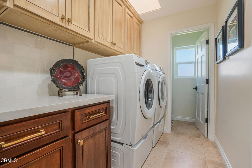 6065 Cielo Vista Court