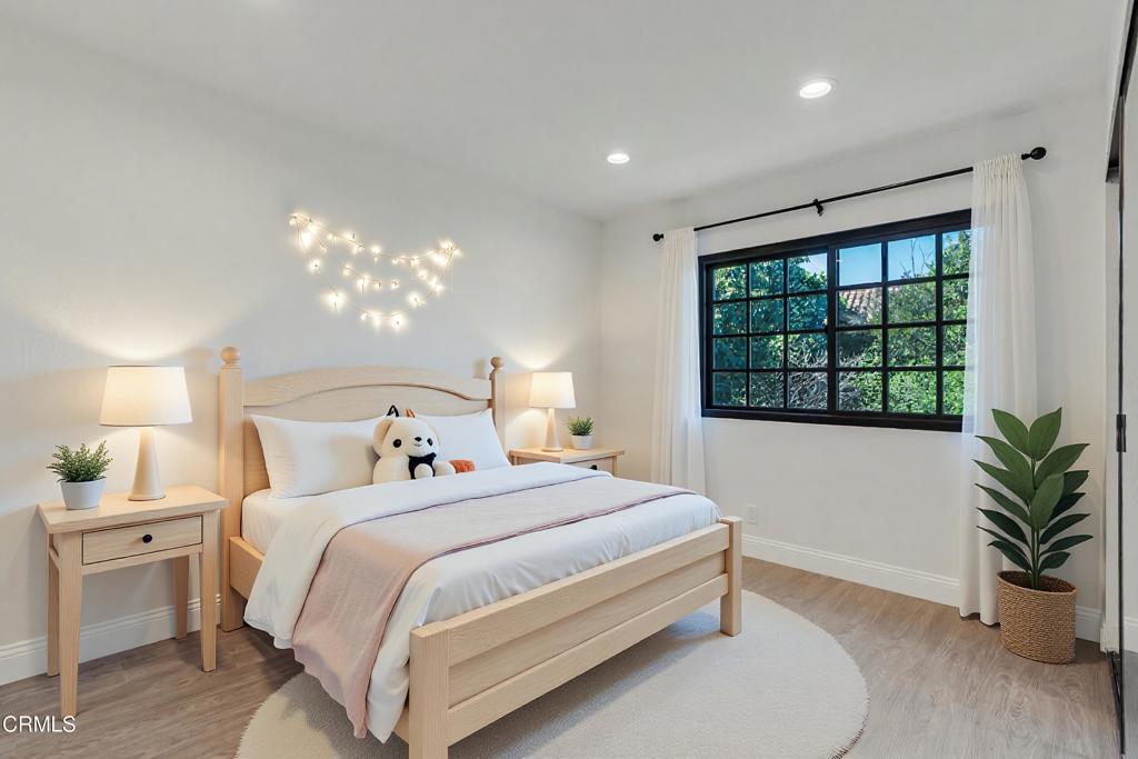 1093 Evenstar Avenue