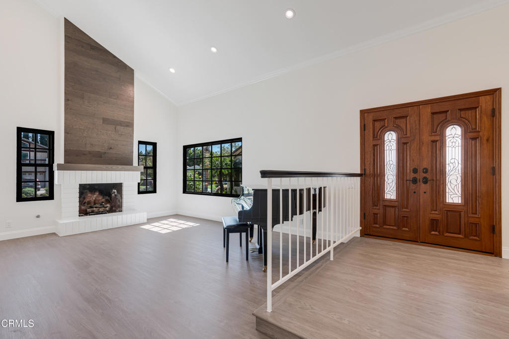 1093 Evenstar Avenue