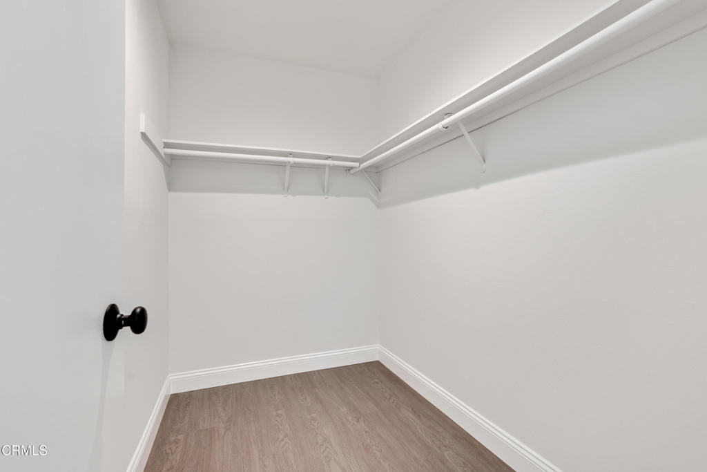 1093 Evenstar Avenue