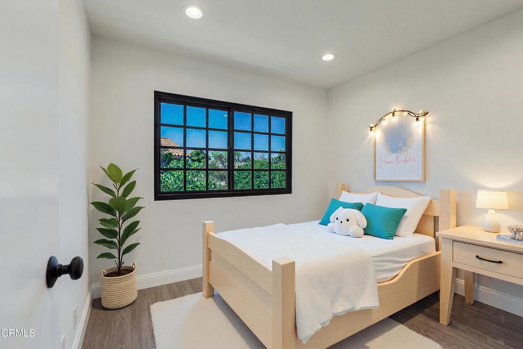 1093 Evenstar Avenue