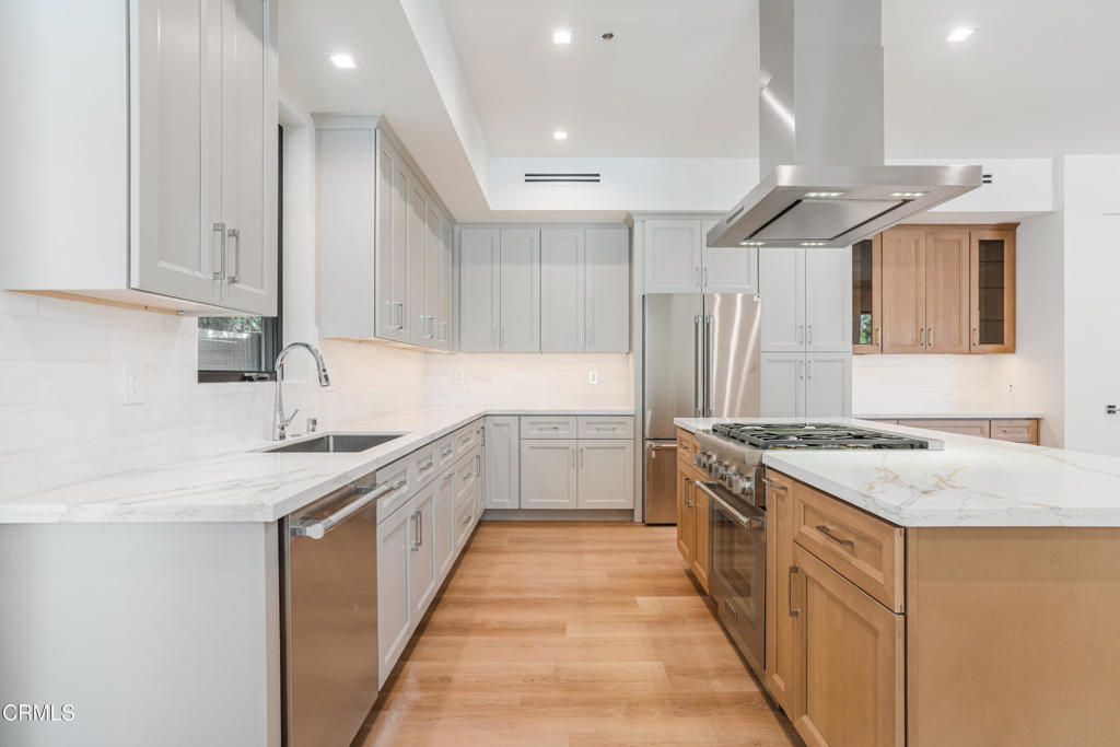 2821 Los Robles Road