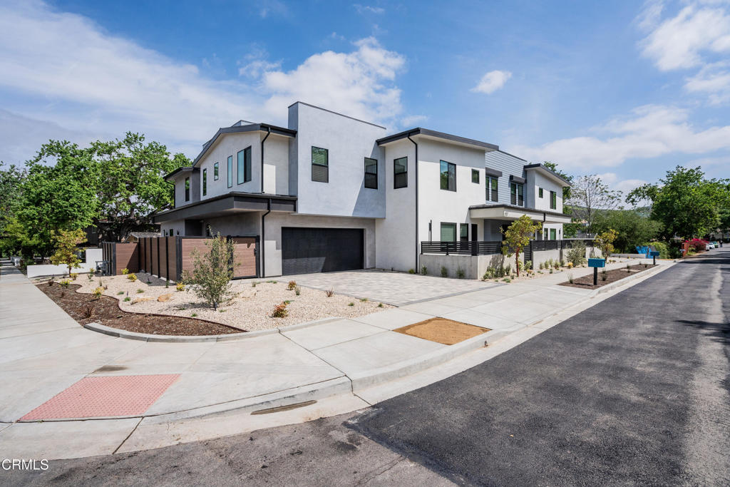 2821 Los Robles Road