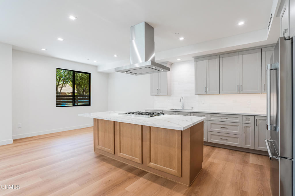 2821 Los Robles Road