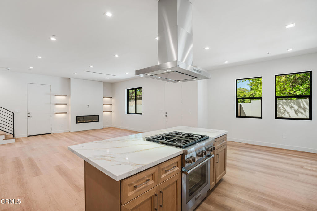 2821 Los Robles Road