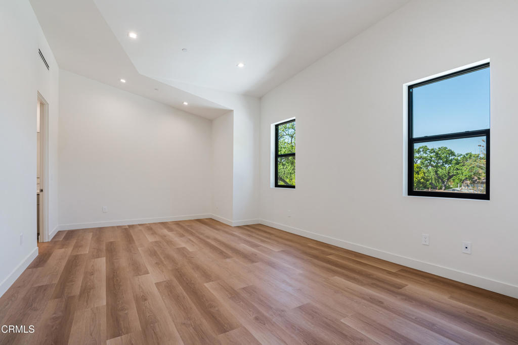 2821 Los Robles Road