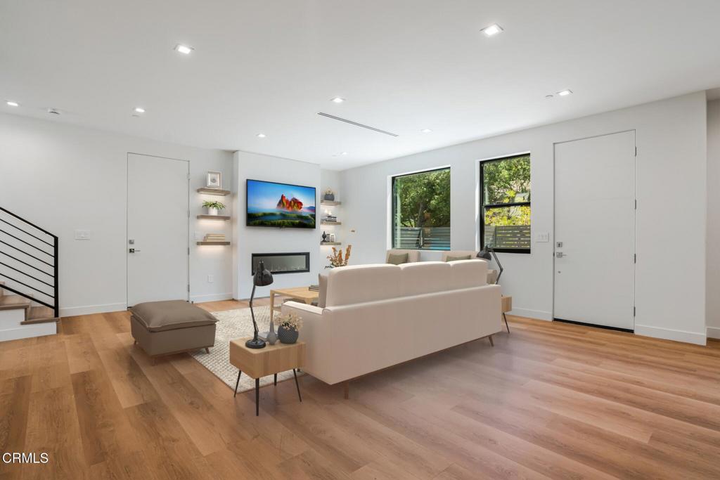 2821 Los Robles Road