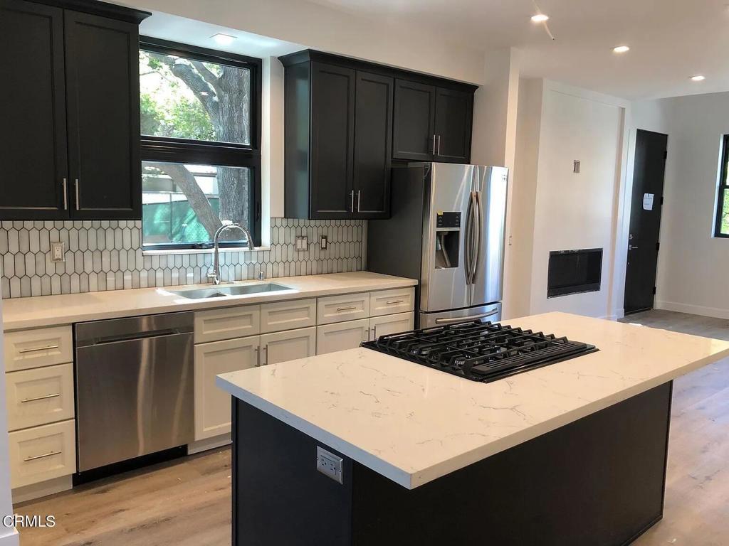 3257 Royal Oaks Drive 102