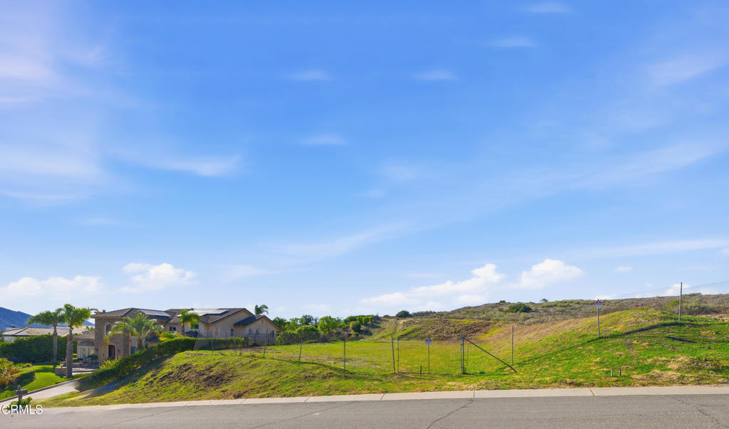 6920 Calle Dia