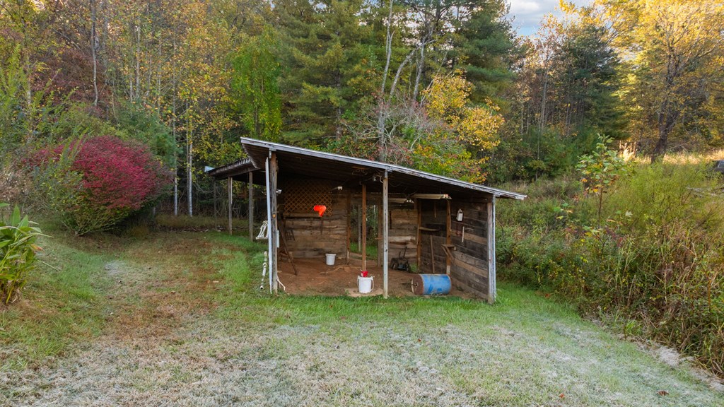169 Ammons Rd