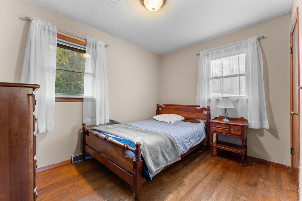 169 Ammons Rd