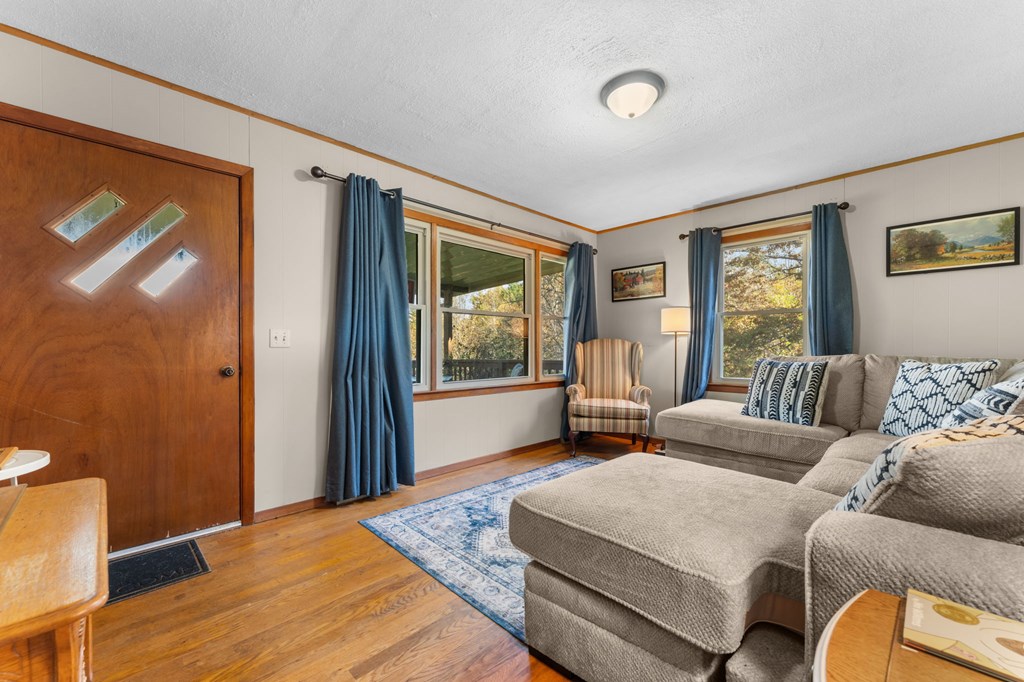 169 Ammons Rd
