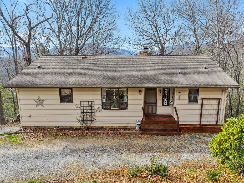 220 Laurel Dr