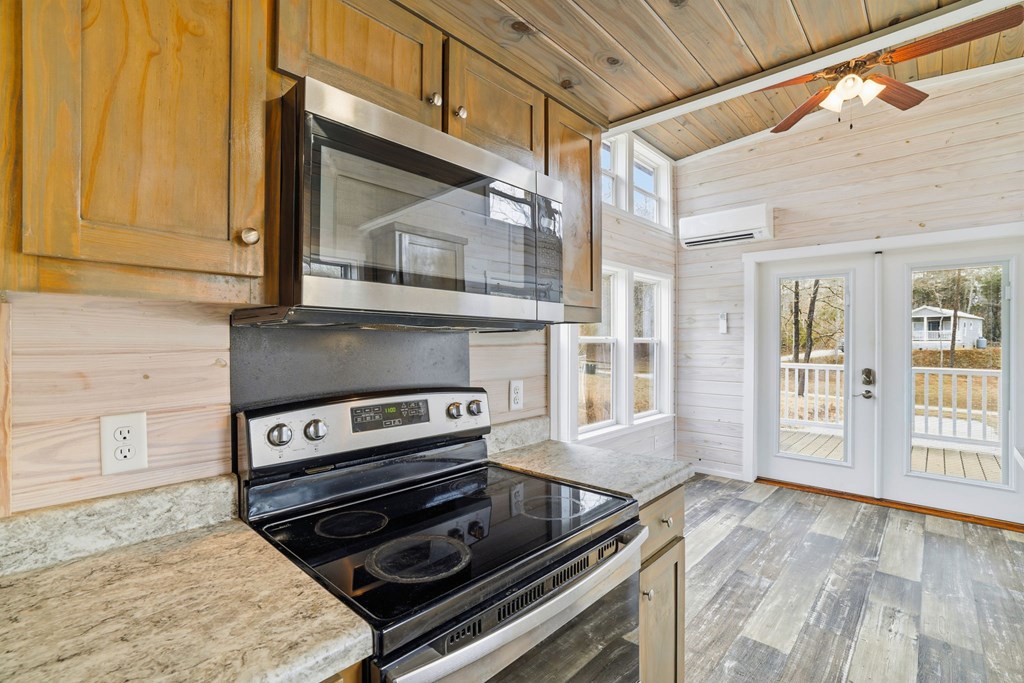 251 Bear Pen Cv