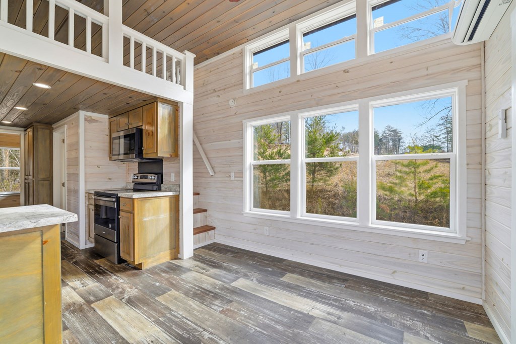 251 Bear Pen Cv