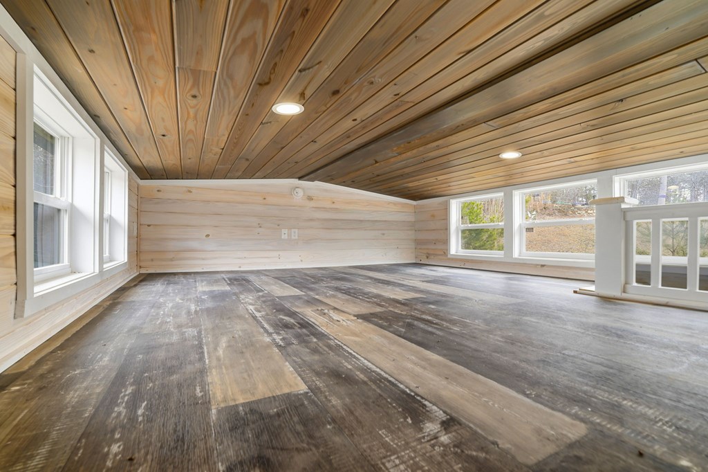 251 Bear Pen Cv