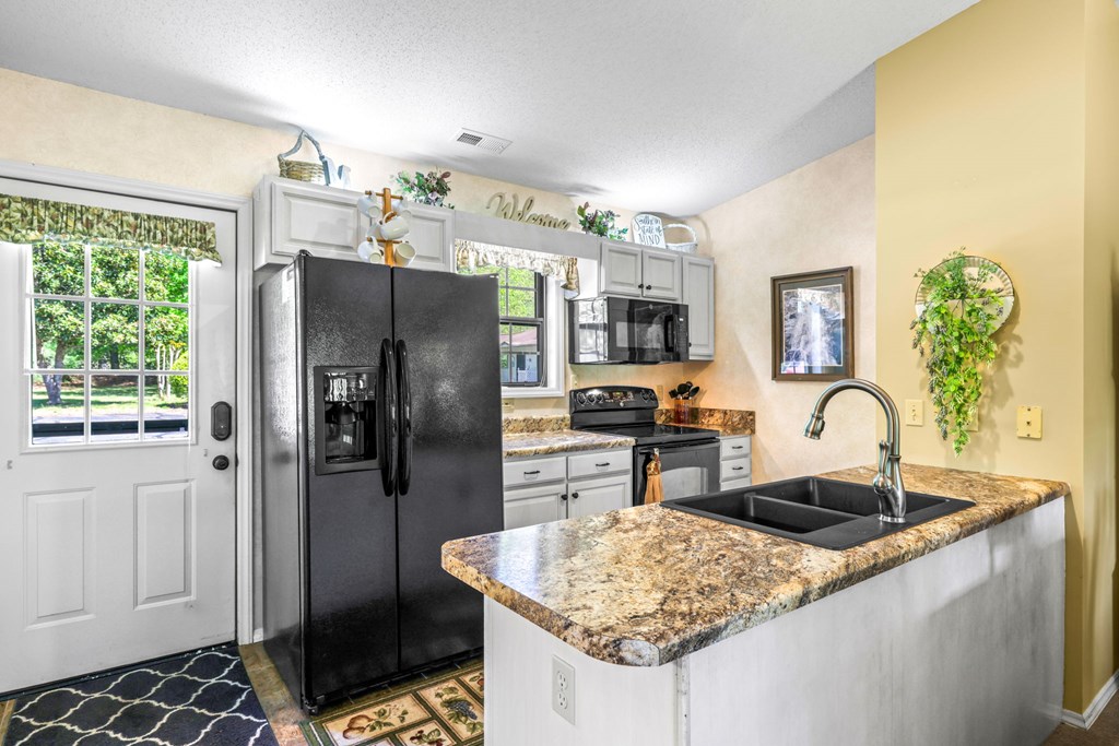 41A Mint Lake Court East