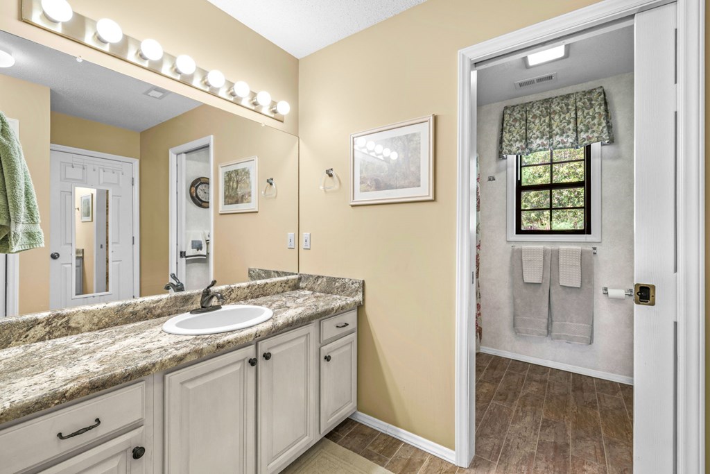 41A Mint Lake Court East