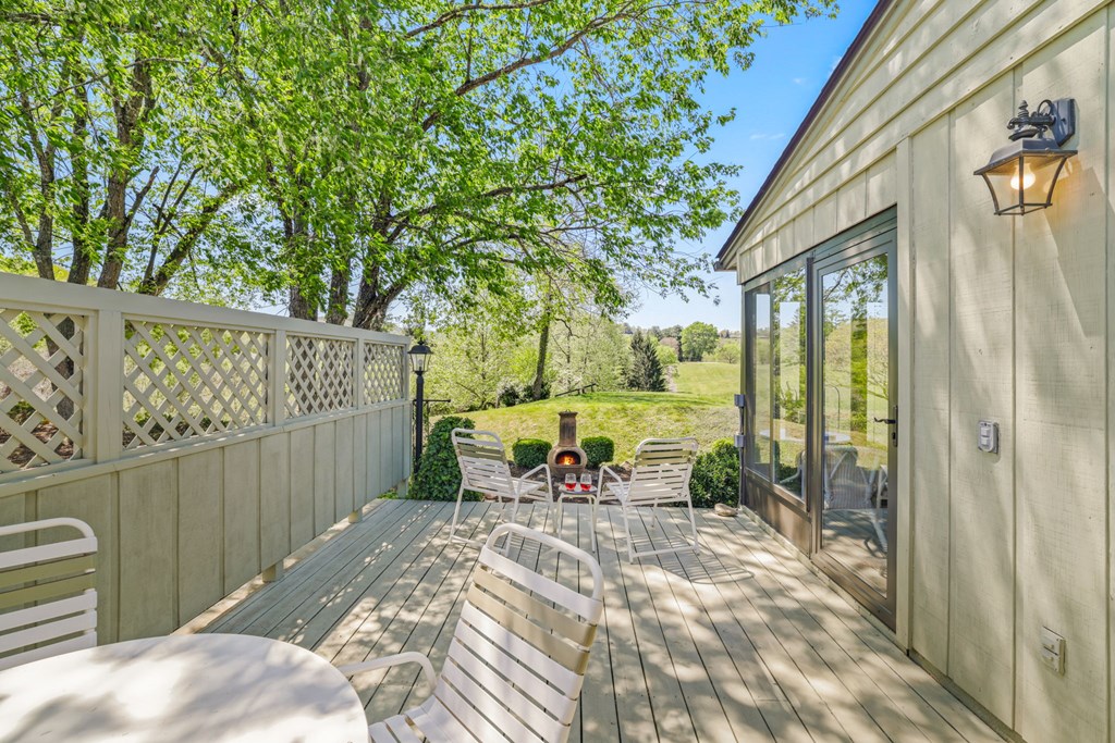 41A Mint Lake Court East