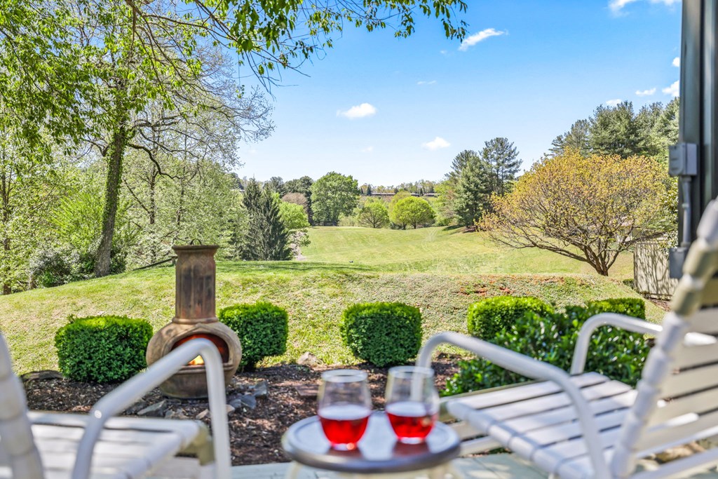 41A Mint Lake Court East