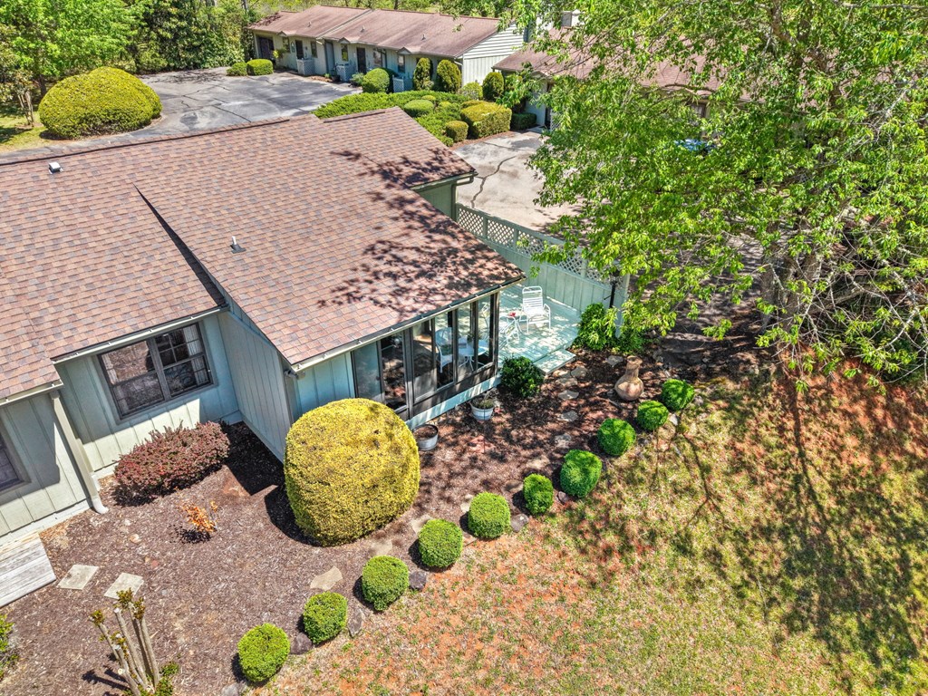 41A Mint Lake Court East