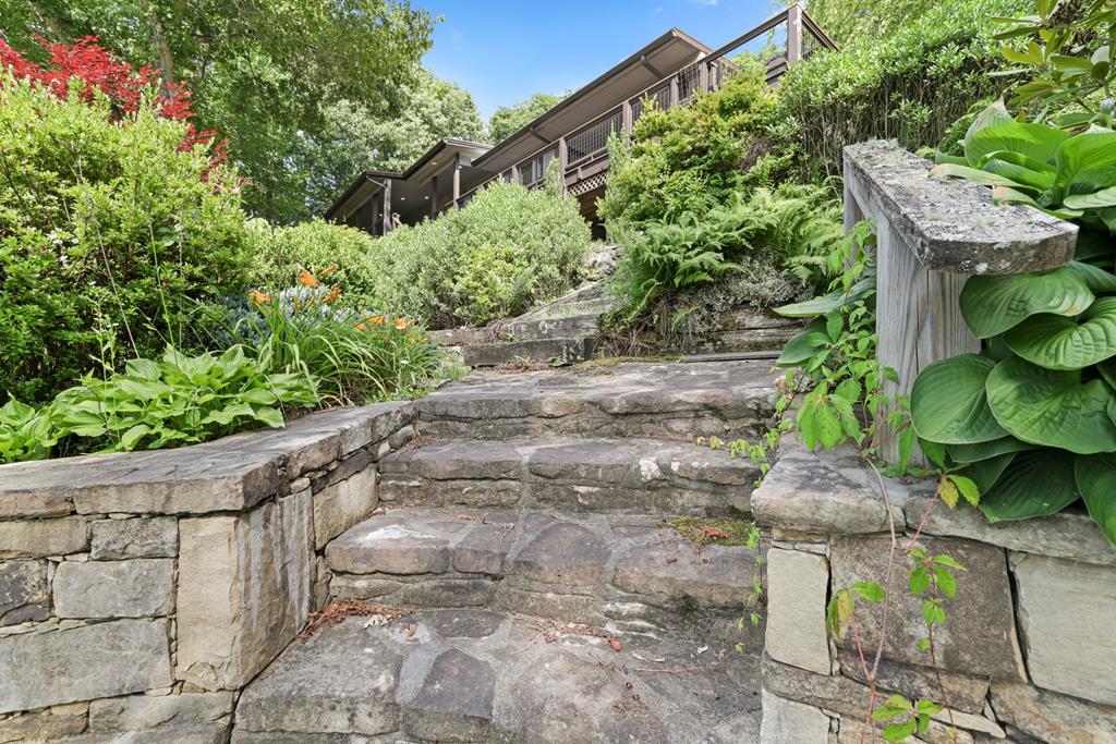 59 STEWART RD
