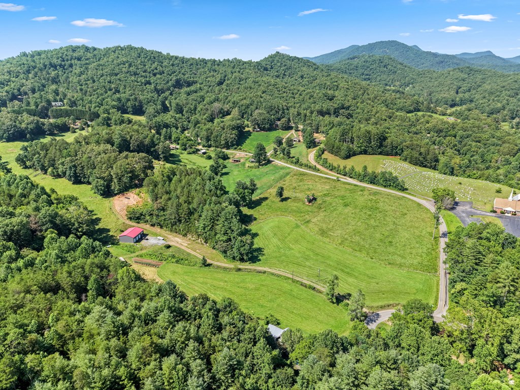 570 SUGARFORK RD