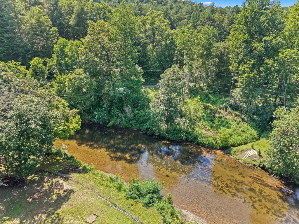 570 SUGARFORK RD