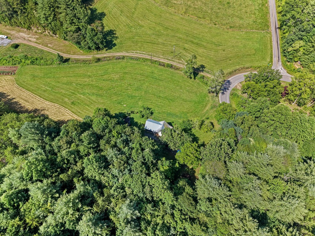 570 SUGARFORK RD
