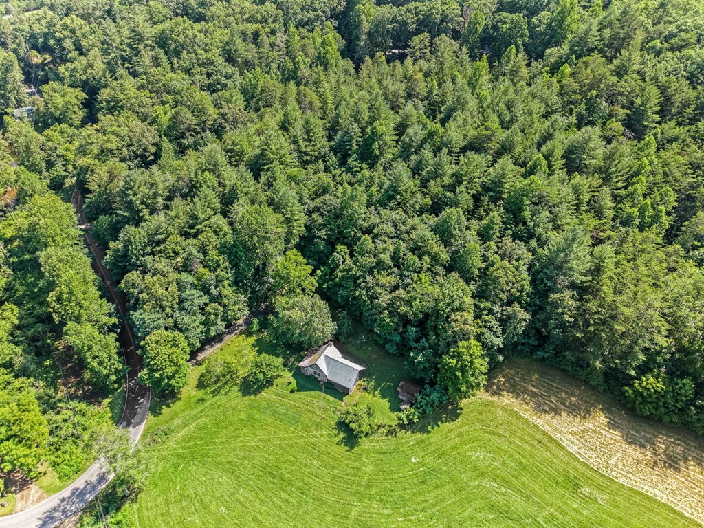 570 SUGARFORK RD