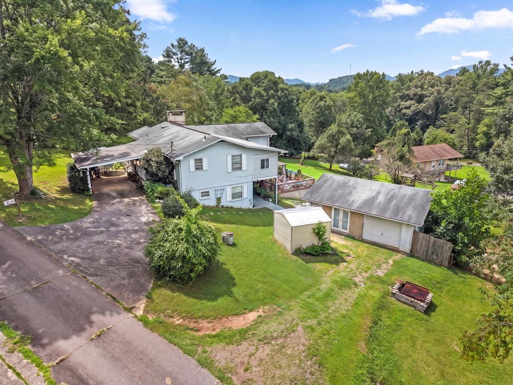 304 Cedar Estates Rd