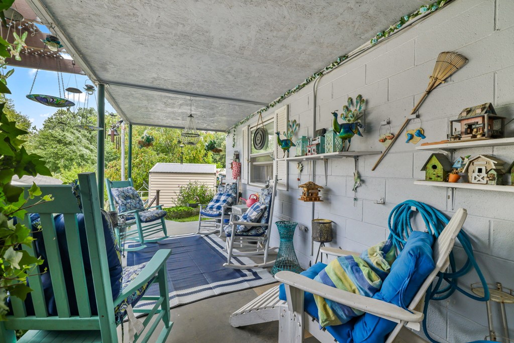 304 Cedar Estates Rd