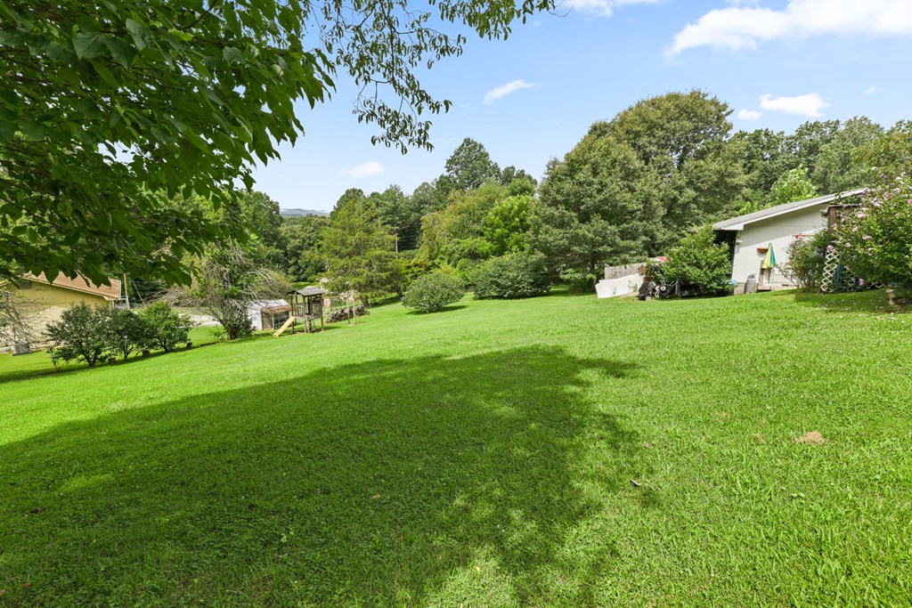 304 Cedar Estates Rd