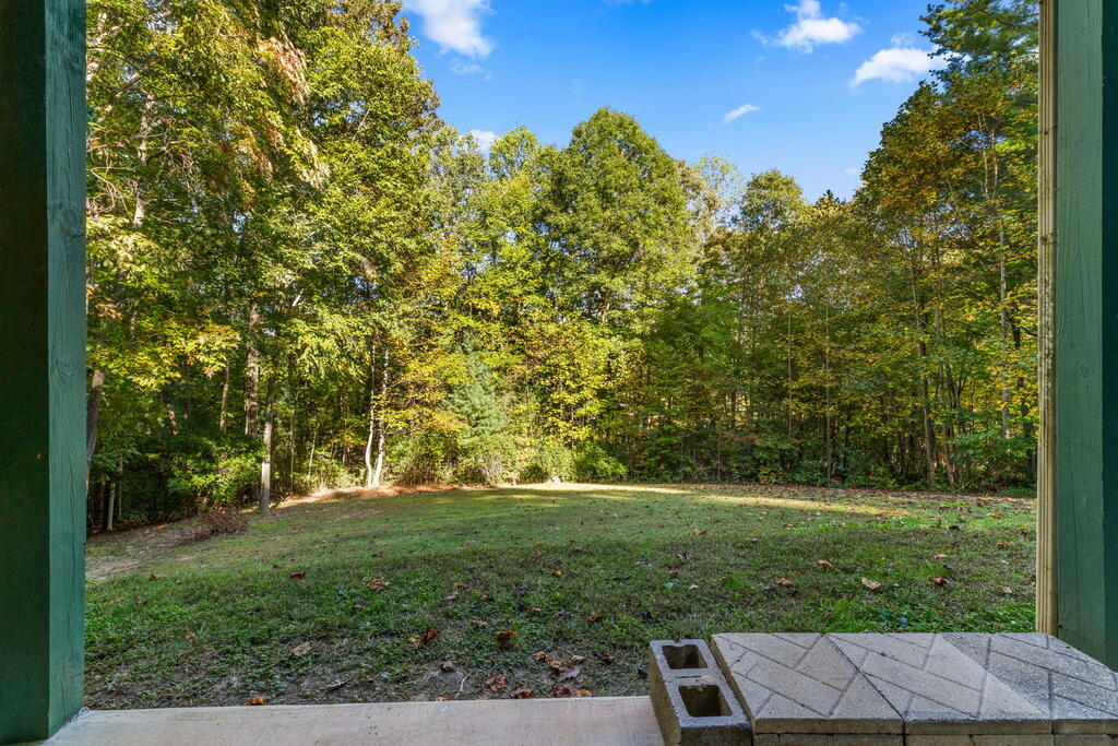 35 Buttercup Ln