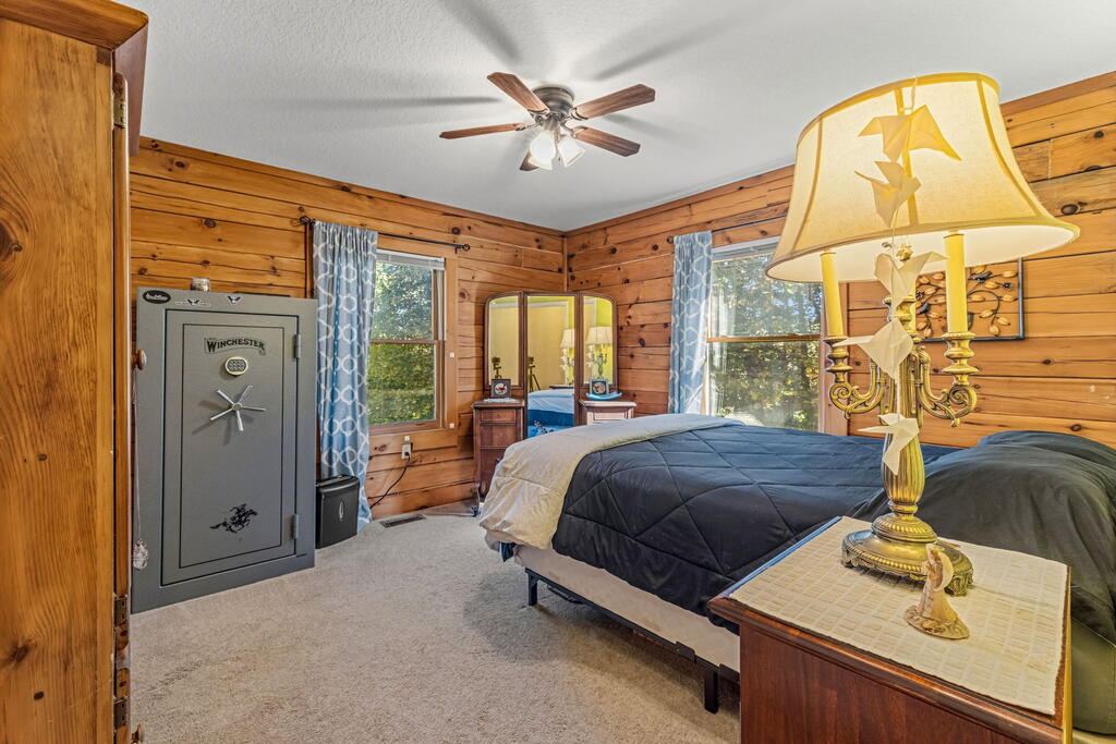 35 Buttercup Ln