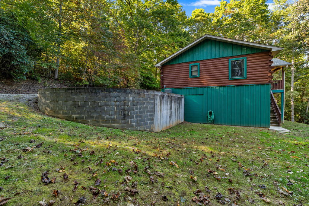 35 Buttercup Ln