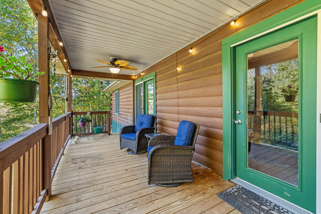 35 Buttercup Ln