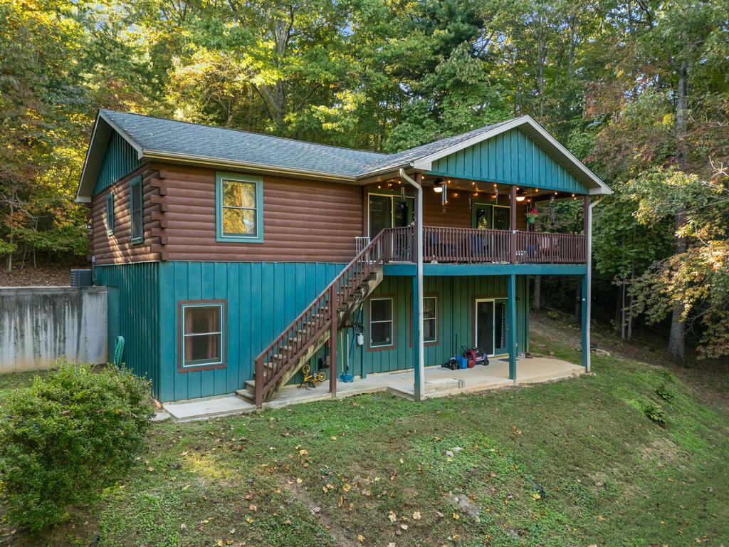 35 Buttercup Ln