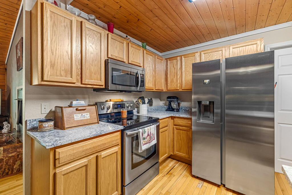 35 Buttercup Ln