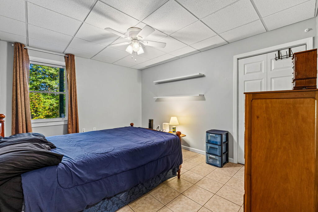 35 Buttercup Ln