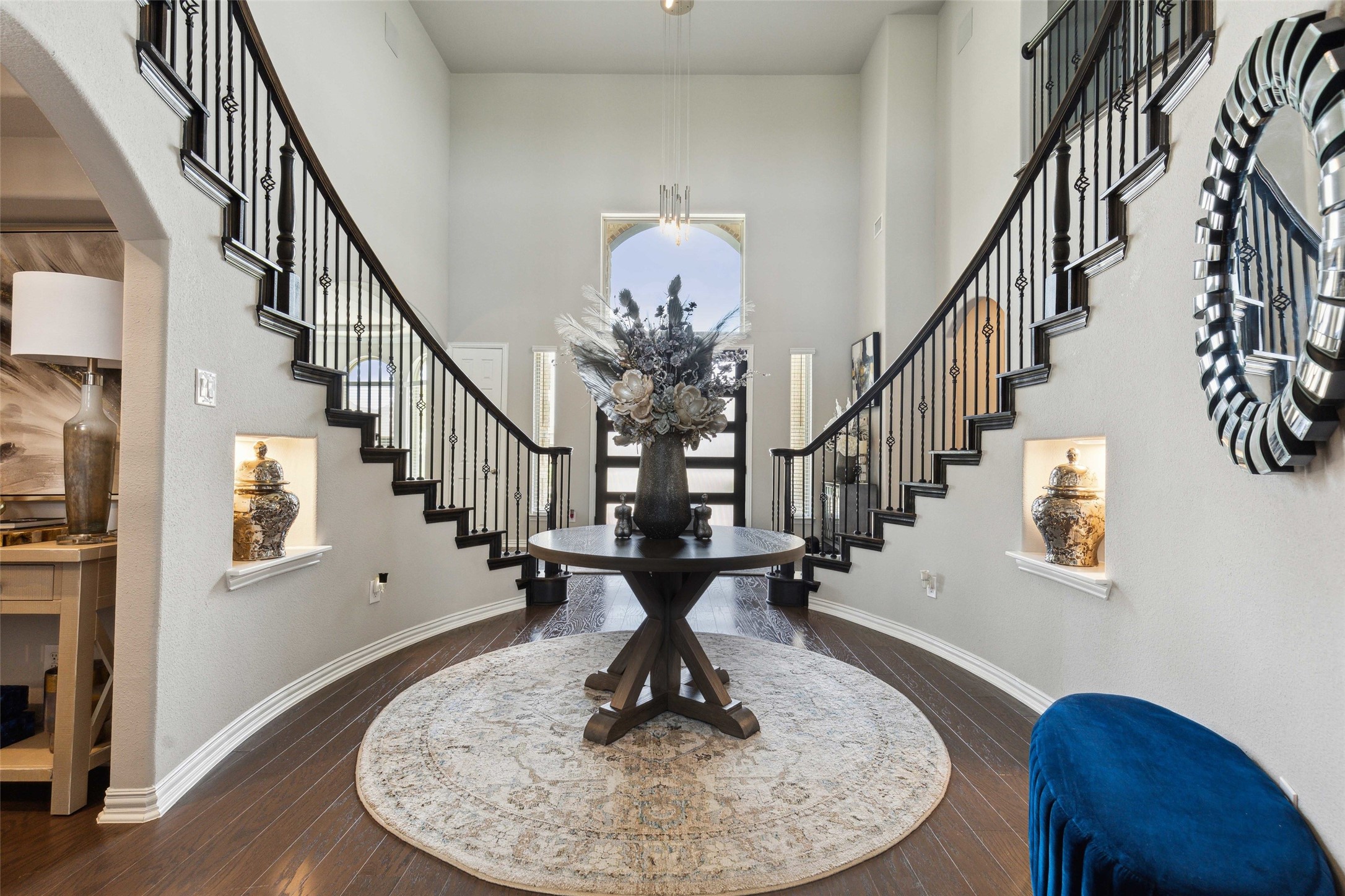 341 Cheyenne Mountain Drive