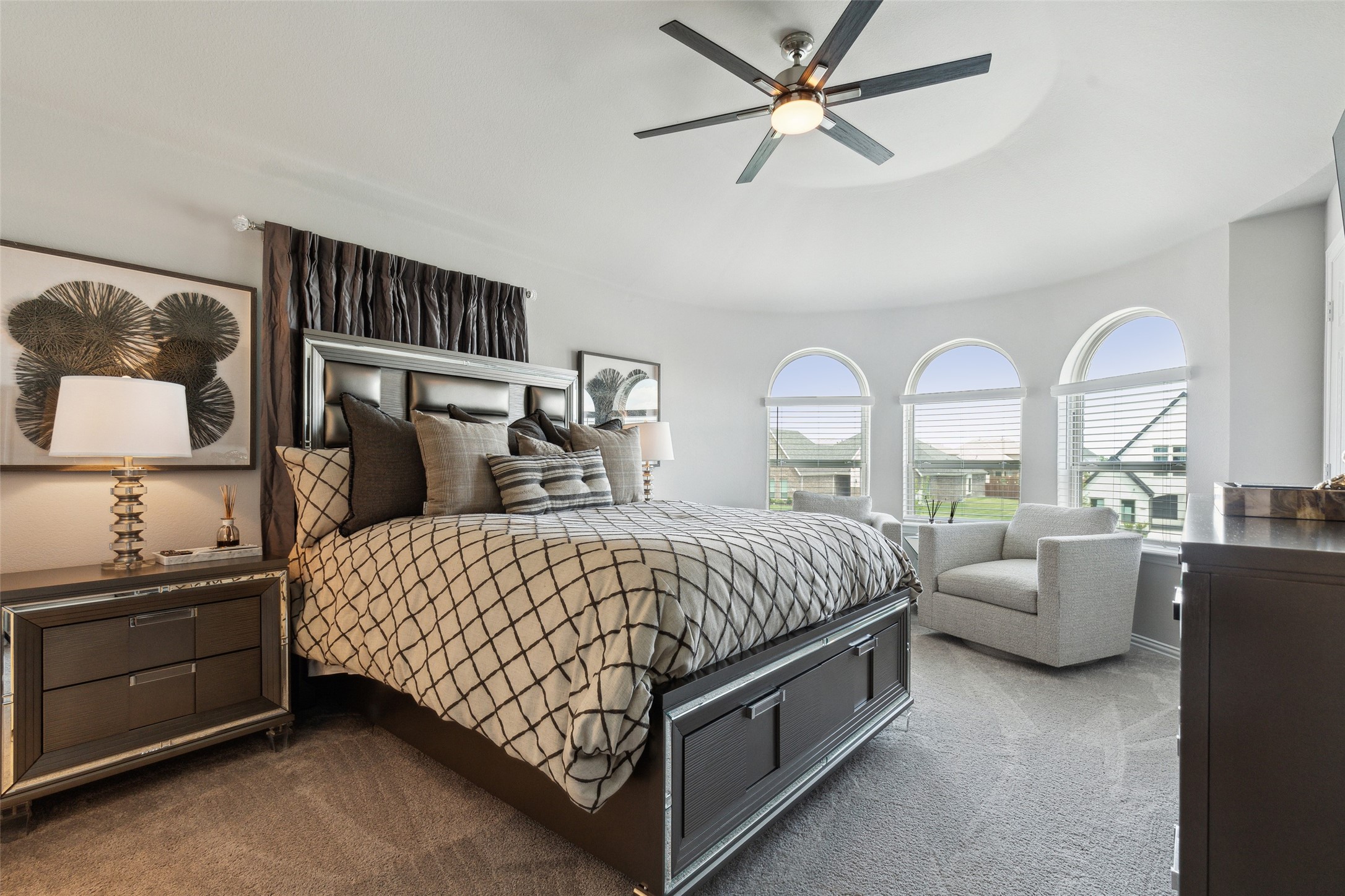 341 Cheyenne Mountain Drive