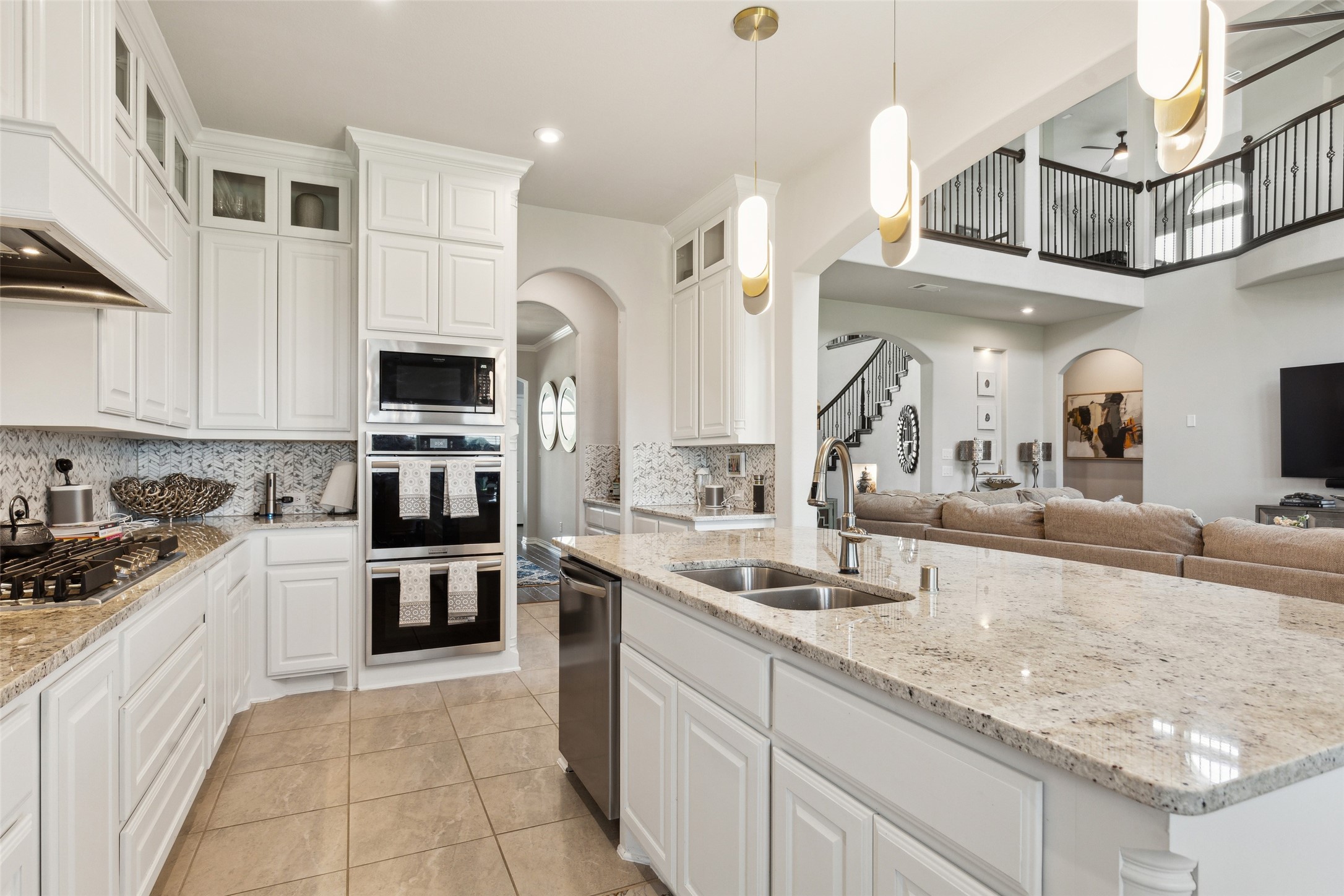 341 Cheyenne Mountain Drive