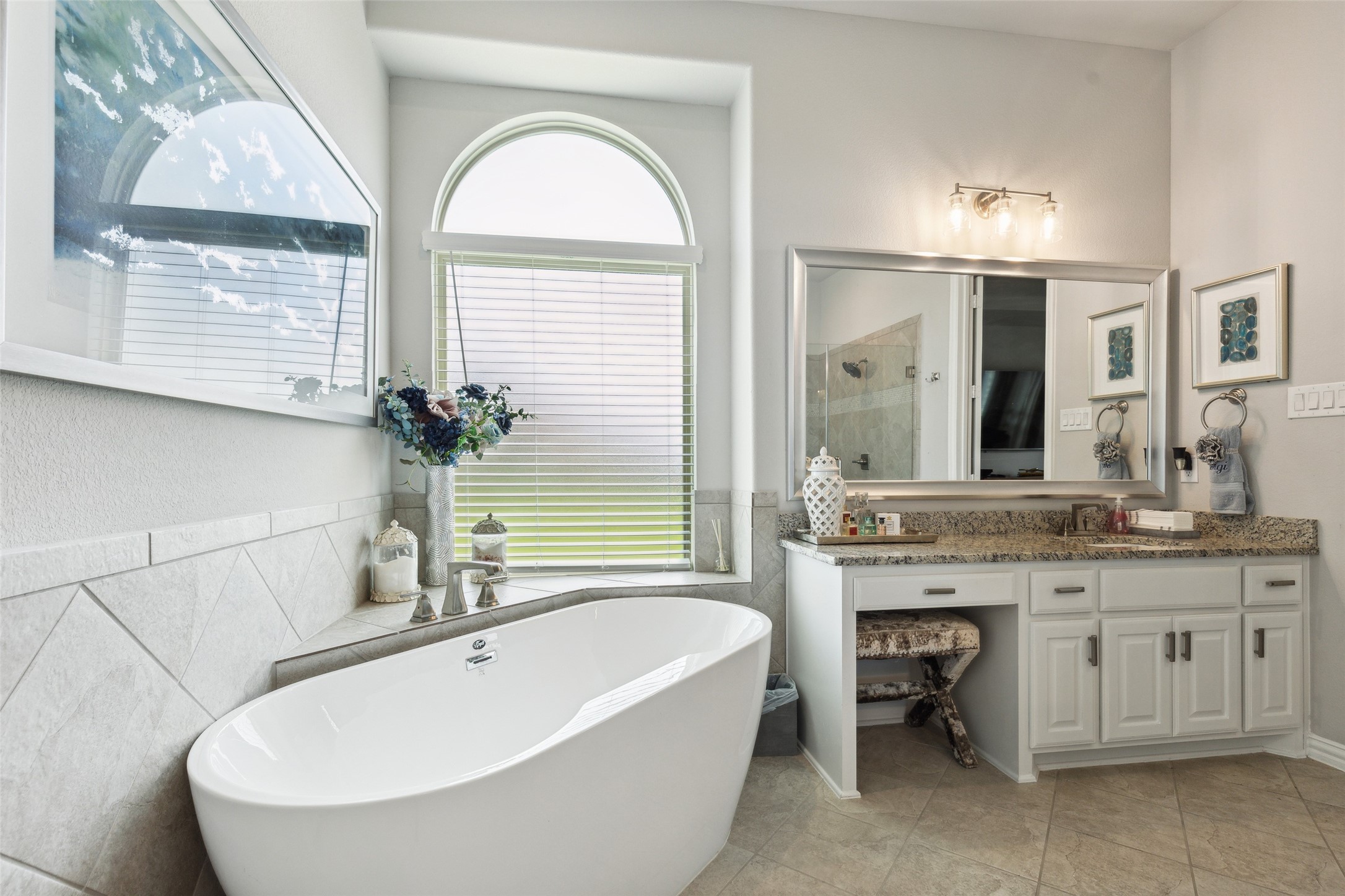 341 Cheyenne Mountain Drive