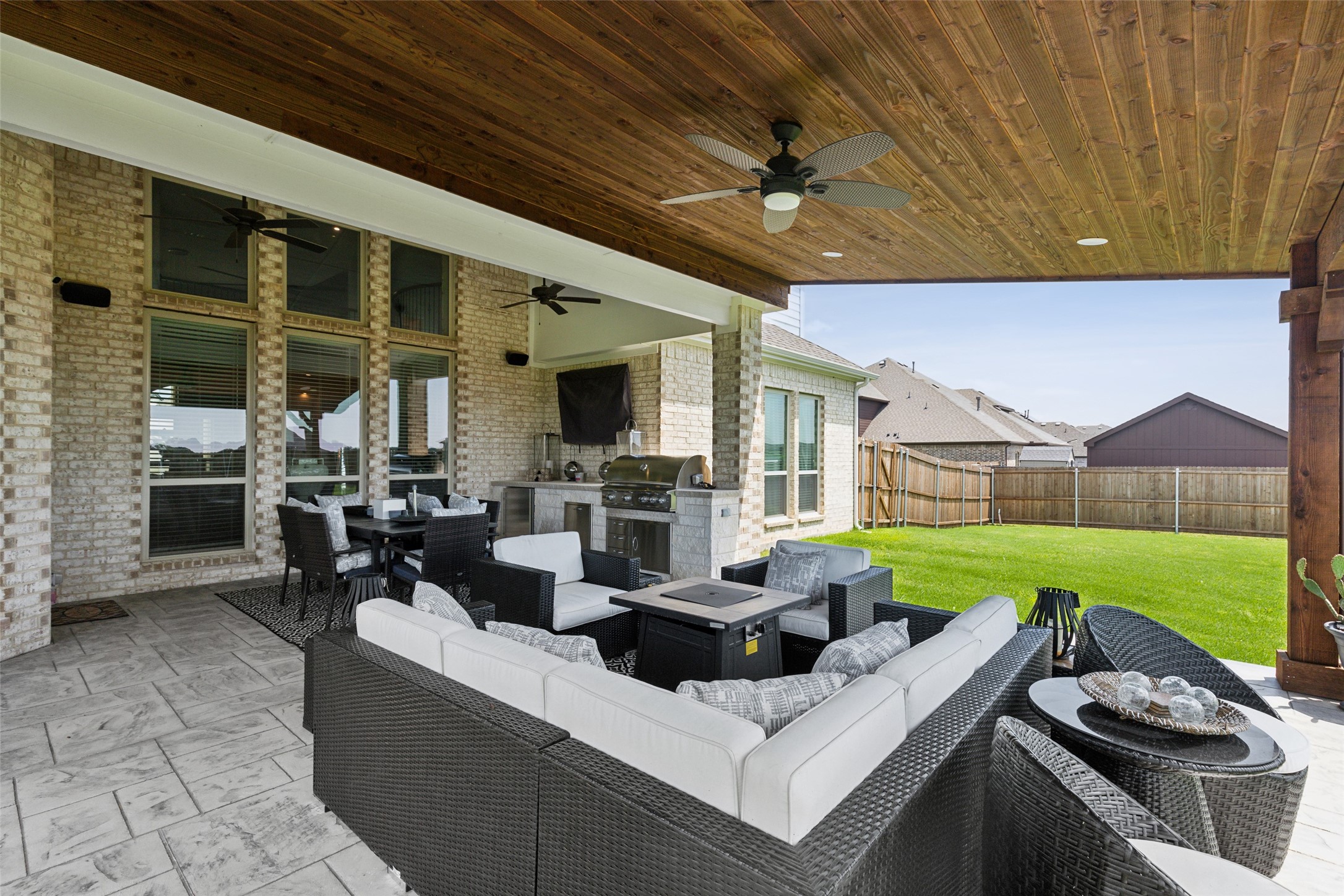 341 Cheyenne Mountain Drive