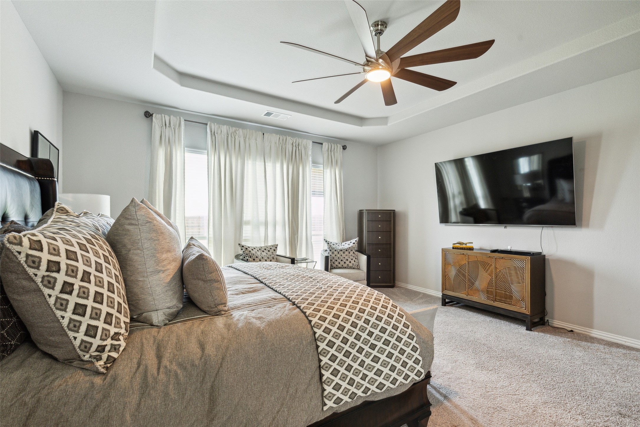 341 Cheyenne Mountain Drive