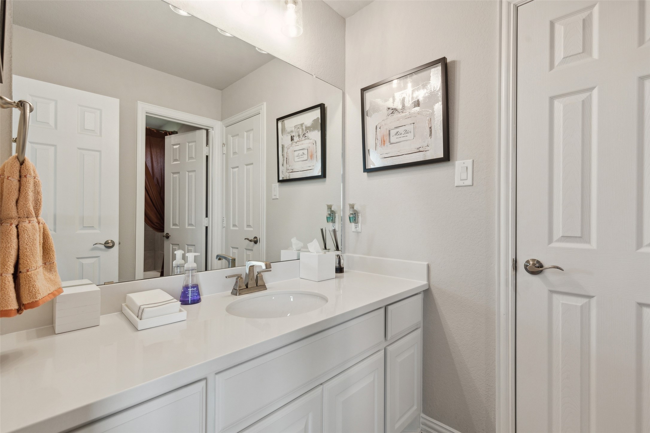 341 Cheyenne Mountain Drive